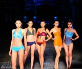 高清图：星美集团主办模特大赛 周海媚高调签约