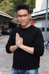 组图：苏永康澄清与廖碧儿绯闻 称将与女友结婚