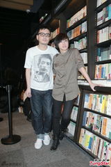 组图：何韵诗黄耀明亮相座谈会 大谈乐坛与工作