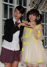 组图：吴丹妮陈零九拍MV 师姐传授秘籍