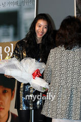 组图：朴宰正出席《我们见过面吗》媒体首映