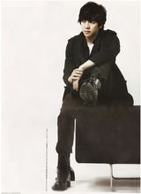 幻灯图集：李胜基《灿烂》爆红 成熟登杂志封面