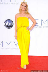 高清图：第64届艾美奖红毯众女星争奇斗艳