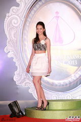 组图：20位候选港姐首晤传媒 佳丽现场展风姿