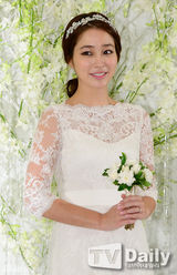 组图：李秉宪李珉廷大婚甜蜜互送吻 群星道贺