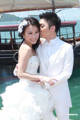 组图：港姐刘倩婷拍婚纱照 明年初与李丞责完婚