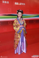 组图：吴卓羲望演内地剧吸金 岑丽香爱古装