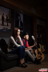 组图：范玮琪白披风自嘲像聂小倩 曾静玟西装帅