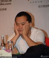 组图：金爵奖评委齐亮相 宁浩疲惫心不在焉