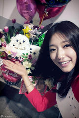 高清图：朴信惠日本会粉丝 感悟十年动情落泪