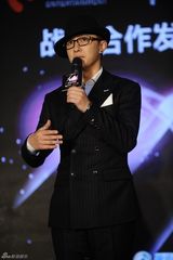 组图：乐华与PLEDIS达成合作 韩庚孙丹菲助阵