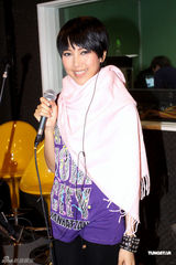 组图：阿Sa(蔡卓妍)自曝与郑中基无联络 各自新开始