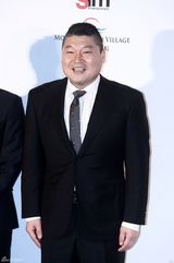 高清组图：李孝利神话Eric秀智等出席严泰雄婚礼