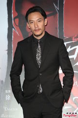 组图：杨采妮携张震宣传导演处女作