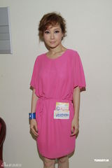 组图：洪卓立不为金钱拍裸照 江若琳赞罗仲谦身材