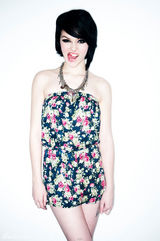 组图：英国嫩模梅丽莎146张性感美图集锦