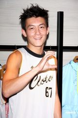 高清：陈冠希澄清分手传闻 新专辑将有新歌送女友