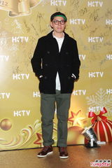 组图：香港电视办圣诞派对 王维基招揽亚视弃将