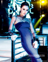 组图：莫小棋登杂志 化身光影魅惑黑天使