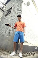 组图：血性藏獒张继科展男性阳刚魅力