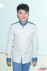 组图：钱嘉乐汤盈盈秀恩爱 人妻梁靖琪同场亮相