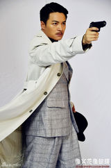 组图：《像火花》真刀实枪 郑国霖摇身变枪神