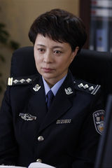 组图：刘佳王志文《谍战深海》上演正邪较量