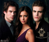 组图：《吸血鬼日记》主演性感登娱乐周刊封面