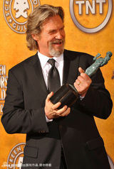 幻灯图：杰夫-布里吉斯获演员工会奖最佳男主角