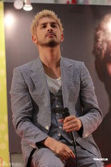 高清组图：日本靓声天王平井坚久香港宣传新专辑