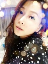 诸葛梓岐自拍美照 享豪门娇妻甜蜜生活