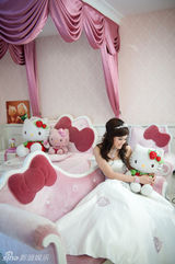 组图：牛丽燕梦幻写真曝光 展现高雅气质