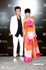 幻灯图：熊黛林李玟乐基儿何超仪等齐聚慈善晚宴