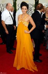 高清图：凯蒂-李橙黄礼服亮相 清新造型飘逸亮眼