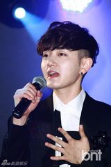 组图：韩团HoneyG举行出道专辑发售纪念发布会