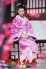 组图：《凤凰牡丹》双十一曝幸福情侣款温情剧照