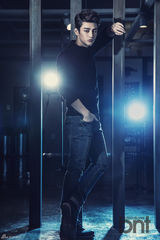 高清组图：徐仁国拍时尚写真 冷酷眼神魅力十足