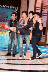 高清组图：张小燕新节目开录 众好友到场仿若同乐会