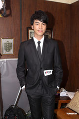 高清组图：吕慧仪庄思敏比基尼上阵身材大比拼