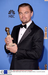 组图：莱昂纳多《华尔街之狼》获喜剧类影帝