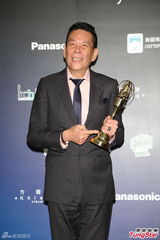 组图：龙劭华获金钟奖迷你剧最佳男主角