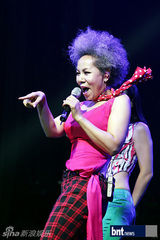 组图：4minute等出演第9届希望音乐会展