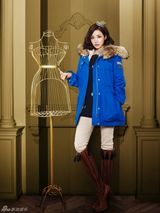 组图：尹真怡秋冬时尚写真秀成熟优雅女王范