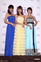 组图：林嘉绮爆乳成台湾模特公司年会焦点