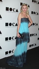 高清组图：克里斯汀-邓斯特性感抹胸礼服亮相