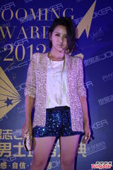 组图：贾乃亮当奶爸有难度 何洁谈释小龙超尴尬