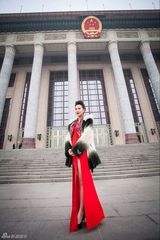 组图：《80后》富二代变创二代 艾菲献唱