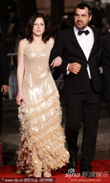 幻灯图集：《温柔的儿子》首映 女星雷人打扮出位