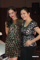 高清图：香港电影节开幕红毯 汤唯鲍起静等群星汇聚