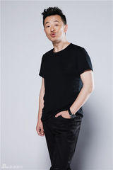 组图：《一场爱情》热拍 黄海波定妆照曝光